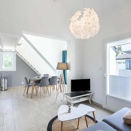 Apartment Ty Treustel